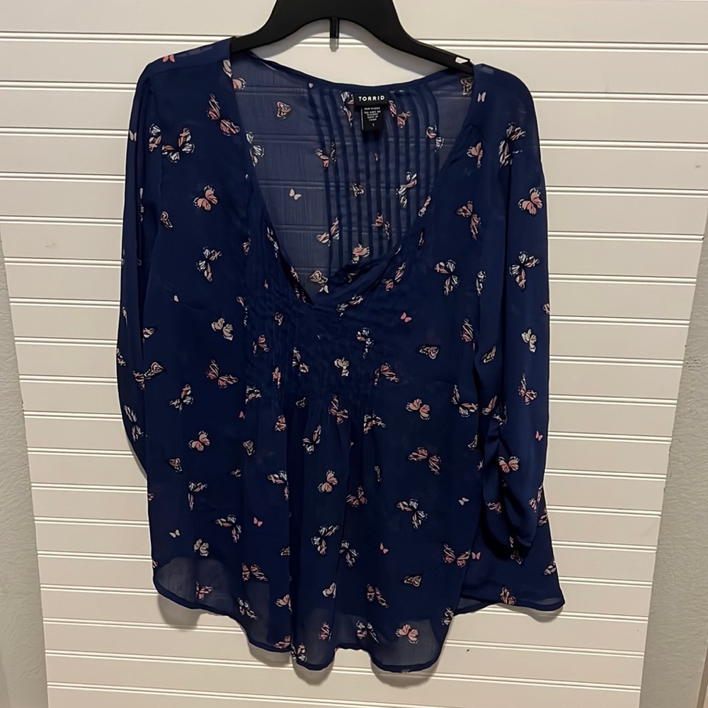 Torrid 3/4 Sleeve Butterfly Print Layered Top